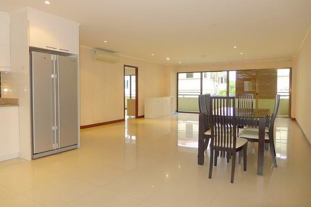 Condominium for sale Pratumnak Hill Pattaya showing the open plan living Condominium for sale Pratumnak Hill Pattaya showing the open plan living