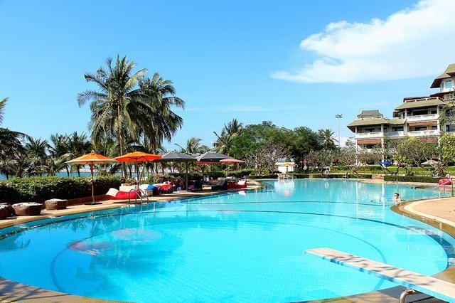 Condominium for sale Ban Amphur showing the communal pool Condominium for sale Ban Amphur showing the communal pool