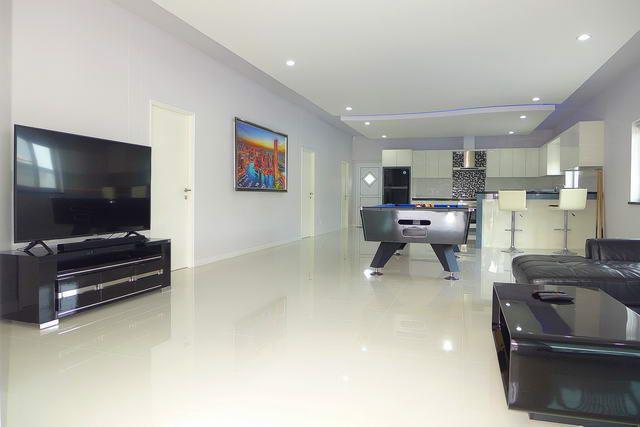 House for sale Bangsaray Pattaya showing the living area House for sale Bangsaray Pattaya showing the living area