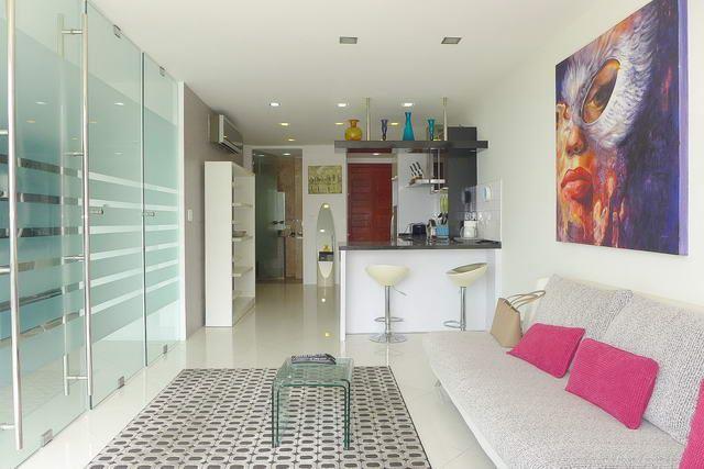 Condominium for sale Wong Amat showing the open plan concept Condominium for sale Wong Amat showing the open plan concept