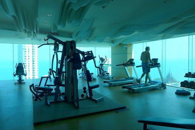 Condominium for sale Wong Amat showing the gymnasium Condominium for sale Wong Amat showing the gymnasium