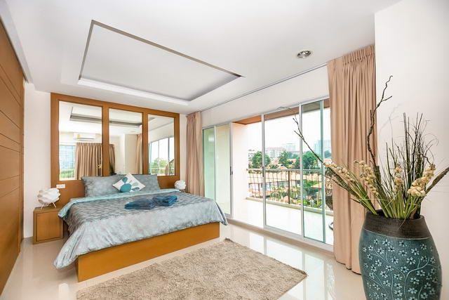 Condominium for sale Jomtien showing the bedroom area Condominium for sale Jomtien showing the bedroom area