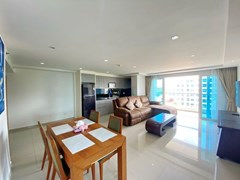 Condominium for rent Pratumnak Pattaya showing the living, dining and kitchen areas 