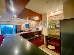 Condominium for rent Pratumnak Pattaya showing the large kitchen