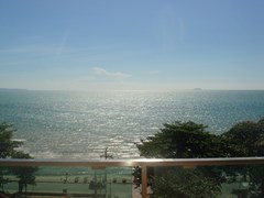 Condominium for sale Jomtien showing the main balcony view