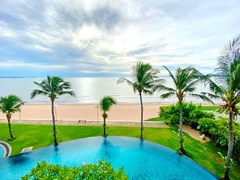 Condominium for Sale Naklua Ananya showing the sea view 