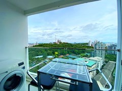 Condominium for sale Pratumnak Hill showing the balcony 