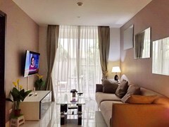 Condominium for sale Pratumnak Hill Pattaya showing the living room