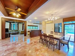 House for rent East Pattaya showing the living and dining areas 