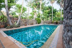 House for sale East Pattaya showing the private pool 