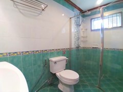 House for rent East Pattaya showing the third bathroom 