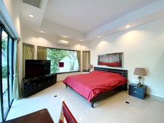 House for rent Jomtien showing the master bedroom 