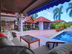 House for rent Mabprachan Pattaya showing the covered terrace