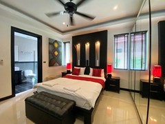 House for rent East Pattaya showing the third bedroom suite 