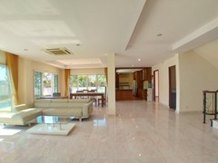 House for rent East Pattaya showing the open plan concept 