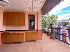 House for sale Bangsaray showing the carport and cabinet 