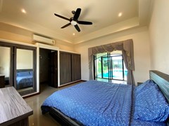 House for sale East Pattaya showing the third bedroom suite
