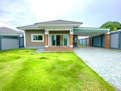 House for sale Mabprachan Pattaya - House -  - Lake Mabprachan