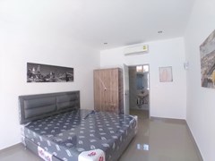 House for sale Pratumnak Pattaya showing the second guest bedroom suite