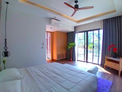 House for sale Pratumnak Pattaya showing the third bedroom and balcony  