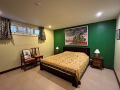 Condo for sale Pratumnak Pattaya showing the second bedroom