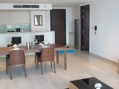 Condominium for rent Northshore Pattaya showing the dining and kitchen areas 