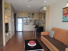 Condominium for rent Jomtien showing the open plan concept