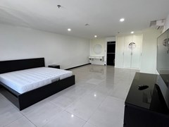 Condominium for rent Pattaya Pratumnak showing the bedroom suite