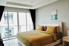 Condominium for sale Pattaya showing the second bedroom