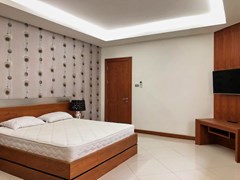 House for rent East Pattaya showing the master bedroom 