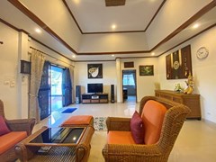 House for rent Pattaya showing the living room 