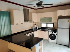 House for sale East Pattaya showing the kitchen 