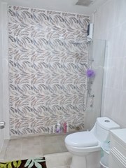 House for Sale East Pattaya showing the master bathroom