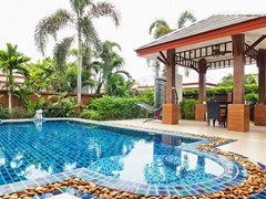 House for Sale Pattaya showing the pool and sala