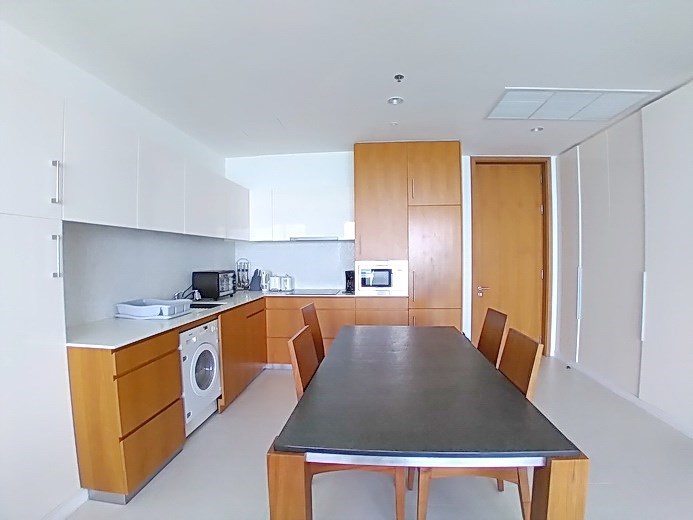 Condominium for rent Northpoint Pattaya showing the dining and kitchen areas 