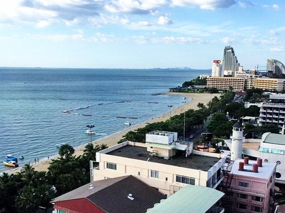 Condominium for rent in Northshore Pattaya Beach showing the north view Condominium for rent in Northshore Pattaya Beach showing the north view