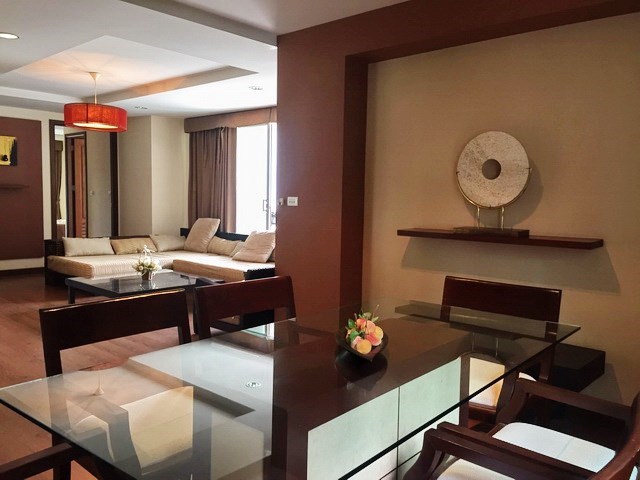 Condominium for rent Pratumnak Pattaya showing the living and dining areas 