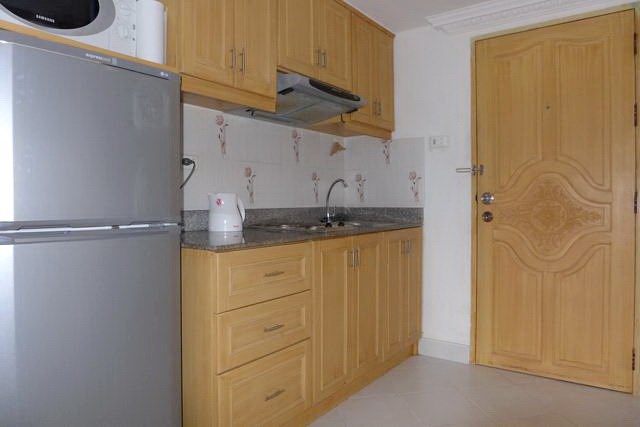 Condominium for rent Pratumnak Hill Pattaya showing the kitchen Condominium for rent Pratumnak Hill Pattaya showing the kitchen