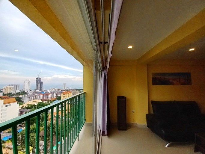 Condominium for rent Pratumnak Pattaya showing the balcony with sea view Condominium for rent Pratumnak Pattaya showing the balcony with sea view