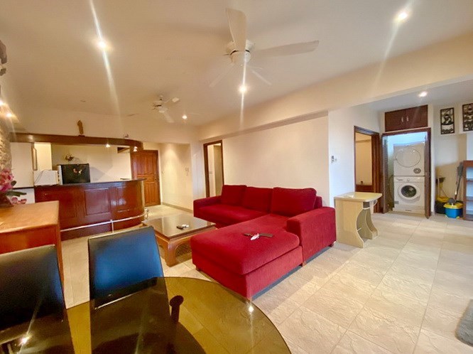 Condominium for rent Pratumnak Pattaya showing the living, dining and kitchen areas Condominium for rent Pratumnak Pattaya showing the living, dining and kitchen areas