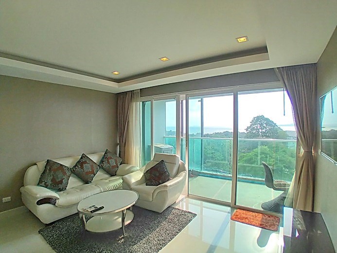 Condominium for rent Pratumnak Pattaya showing the living area with sea view 