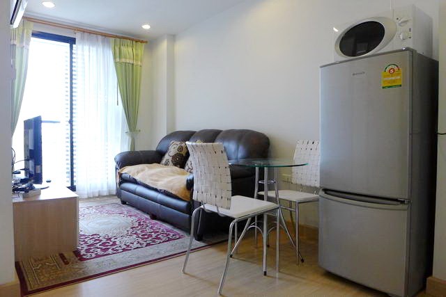 Condominium for Rent Pattaya showing the living area Condominium for Rent Pattaya showing the living area