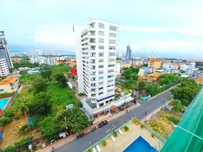Condominium for rent Pratumnak Pattaya showing the view Condominium for rent Pratumnak Pattaya showing the view