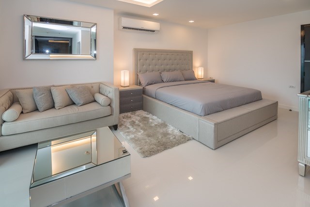 Condominium for sale Pratumnak Pattaya showing the second bedroom furniture Condominium for sale Pratumnak Pattaya showing the second bedroom furniture