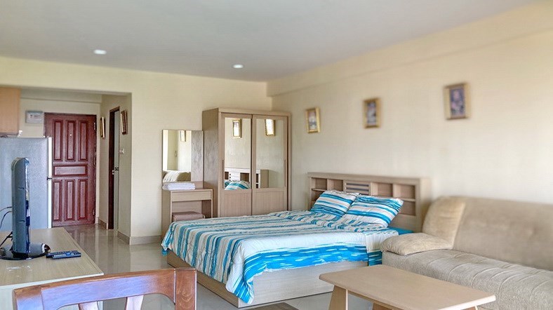 Condominium for sale Pratumnak Pattaya showing the sleeping area Condominium for sale Pratumnak Pattaya showing the sleeping area