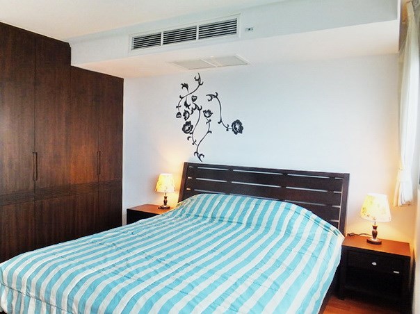 Condominium for sale Northshore Pattaya showing the bedroom suite
