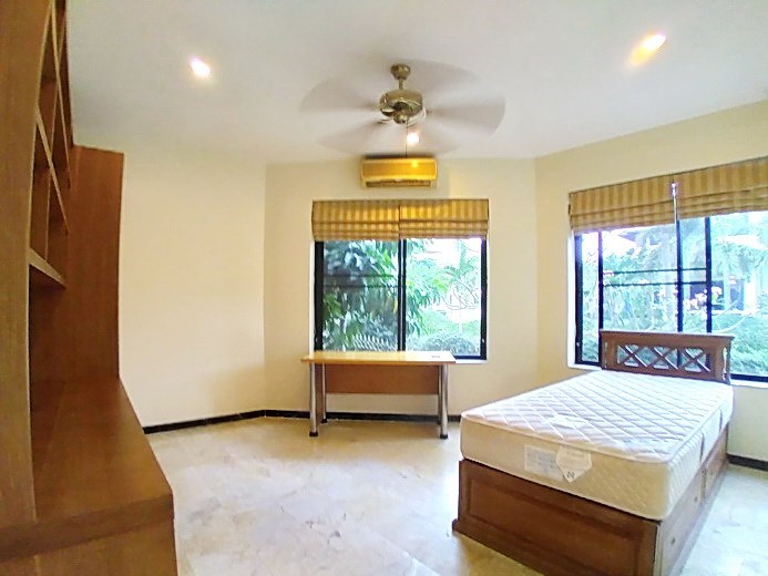 House for rent East Pattaya showing the fifth bedroom 