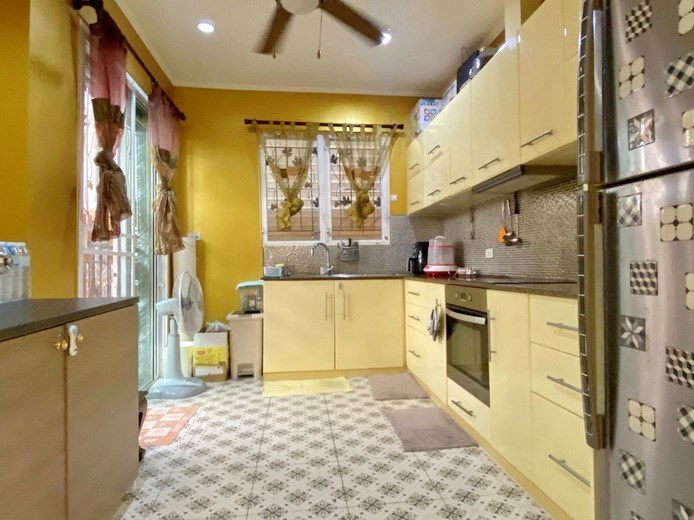 House for rent Jomtien showing the kitchen 