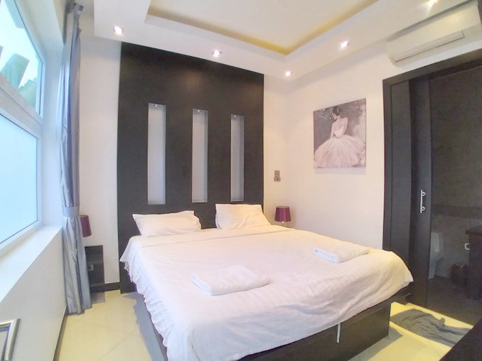 House for rent Jomtien showing the second bedroom suite 