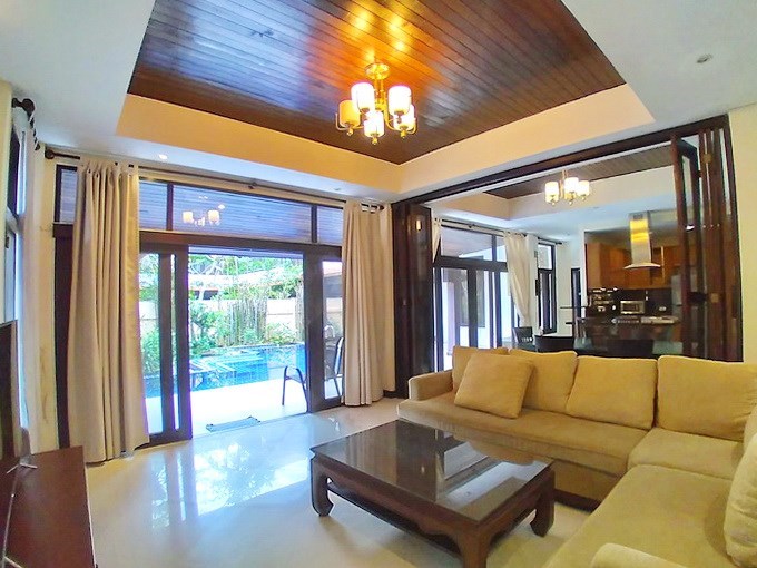 House for rent Mabprachan Pattaya showing the open plan concept 